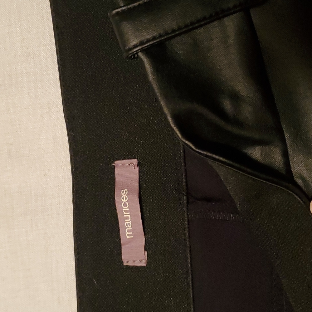 Pleather pants - Picture 4 of 5